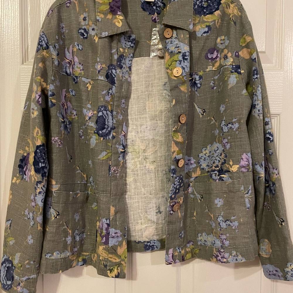 Appleseed’s floral print casual linen/rayon jacket-never worn-without tags